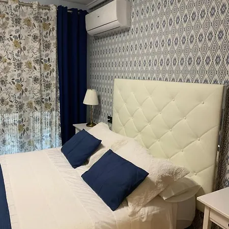 Appartamento Central Salamanca Apartment *