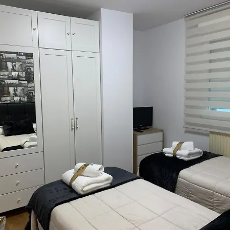 Central Salamanca Apartment Lägenhet